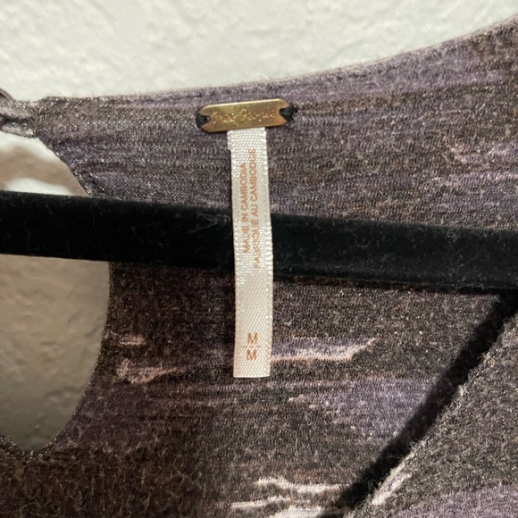 Free People 3/4 sleeve shirt - Picture 6 of 7